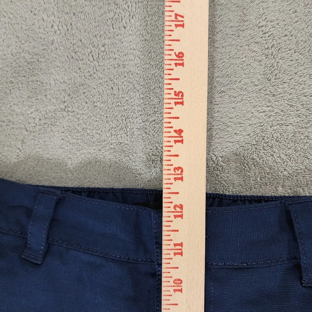 Banana Republic Men's Navy Blue Flat Front Side Pockets Golf Shorts Size: 36